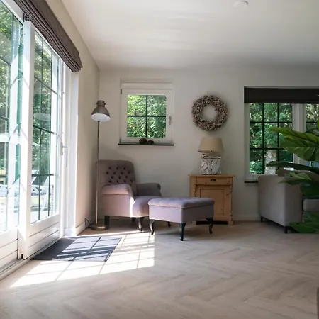 Spacious Luxury Home/villa - Ruime Luxe Vakantiewoning/-villa