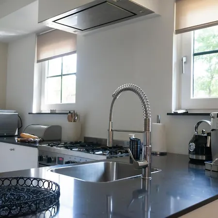 Spacious Luxury Home/villa - Ruime Luxe Vakantiewoning/-villa