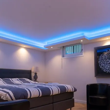 Spacious Luxury Home/villa - Ruime Luxe Vakantiewoning/-villa * 埃德