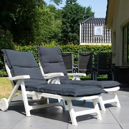 Villa Spacious Luxury Home/villa - Ruime Luxe Vakantiewoning/-villa