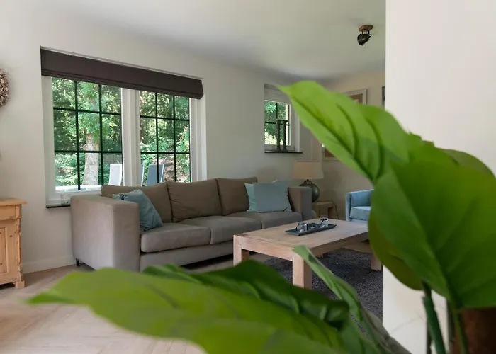 Spacious Luxury Home/villa - Ruime Luxe Vakantiewoning/-villa